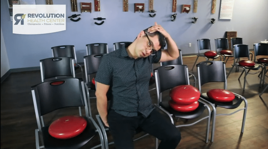 Dr. Oscar Noriega DC explaines How to stretch scalene muscles