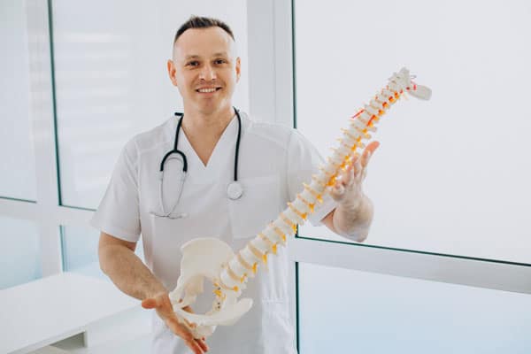 Get to know more about healthcare professionals chiropractors